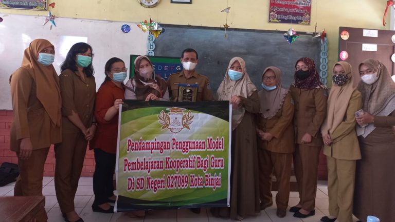 Read more about the article Pengabdian Program Studi Pendidikan Guru Sekolah Dasar dan Pendidikan Bahasa Inggris di SD NEGERI 020254