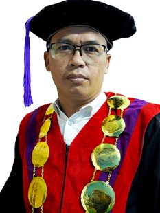 1. Jainal Togatorop, M.Pd (Rektor) 1. Jainal Togatorop, M.Pd (Rektor)