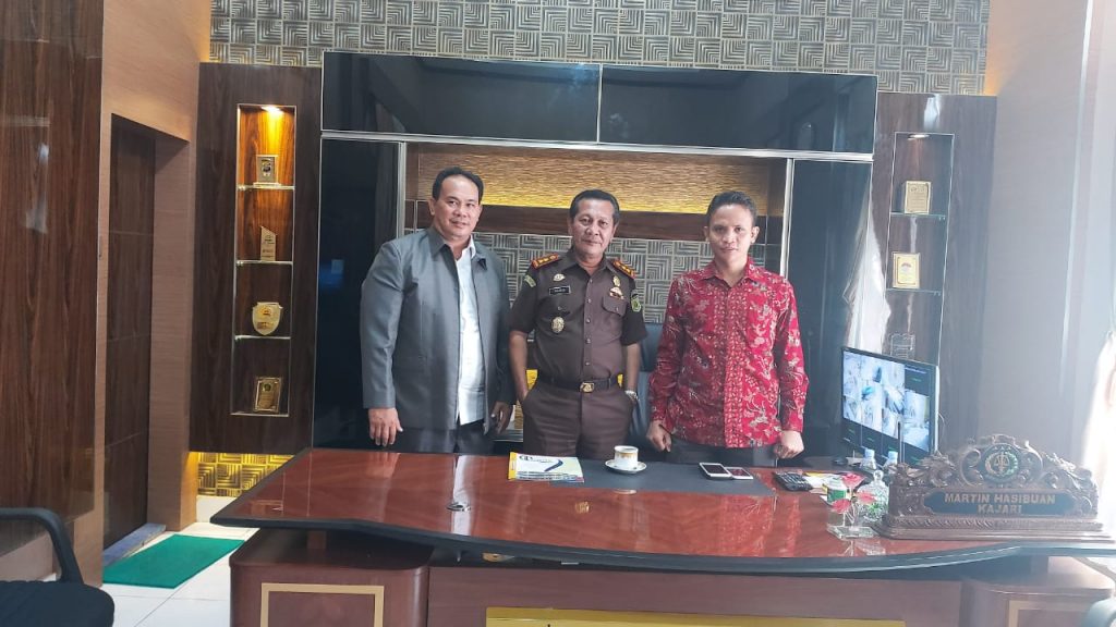 mou dan moa uq dan uqb dengan kejaksaan agung doloksanggul