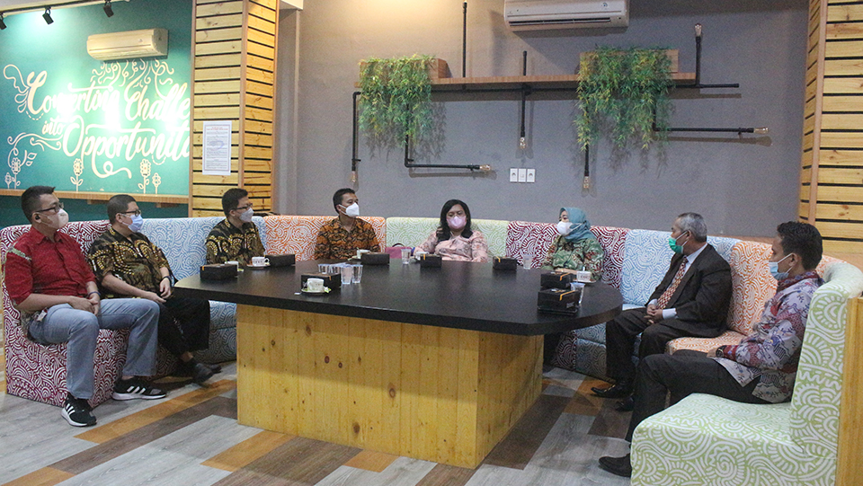 Read more about the article Penandatanganan Memorandum Of Understanding (MoU) Universitas Quality Berastagi dengan Universitas Mikroskil